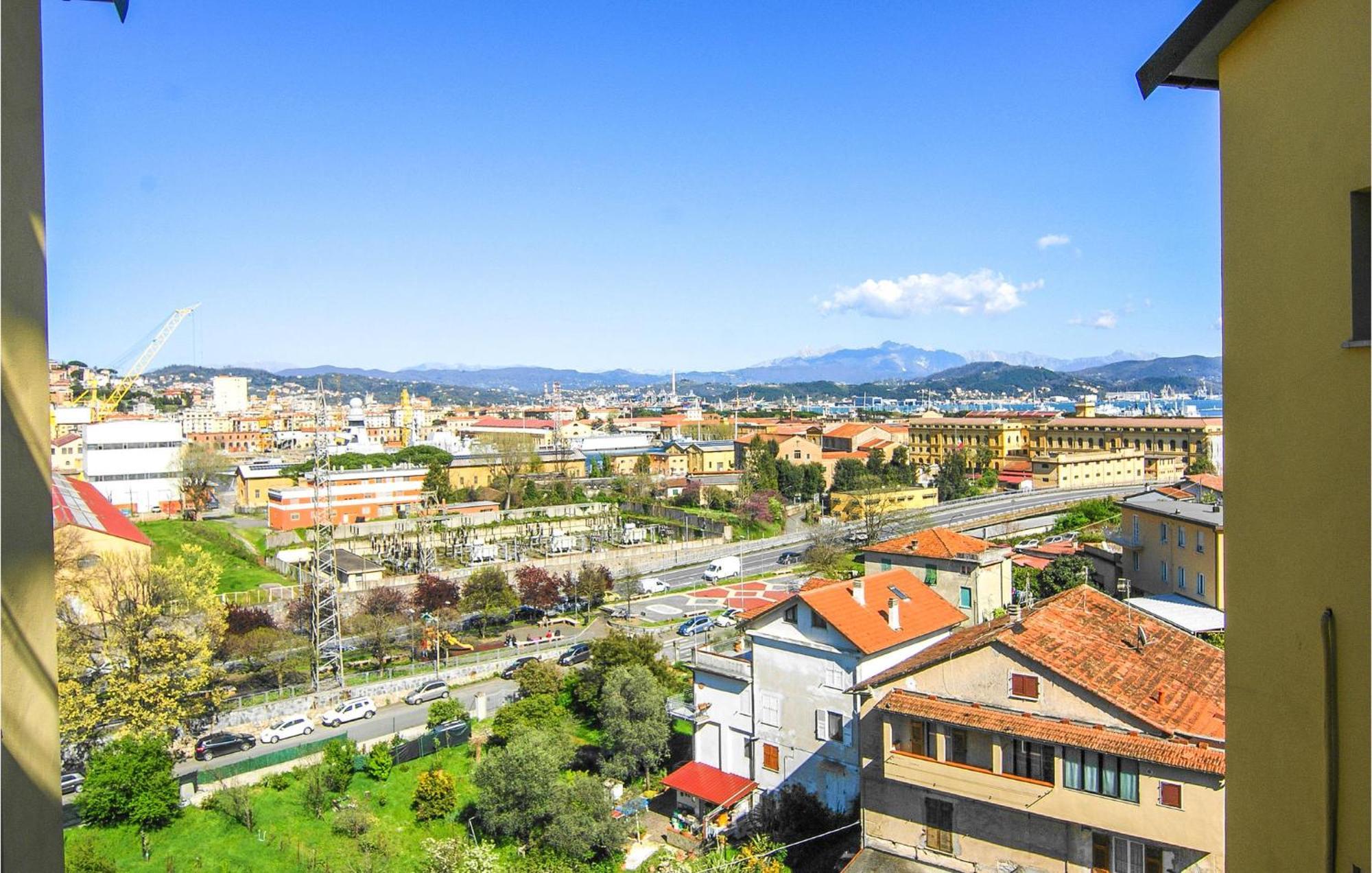 Cozy Apartment In La Spezia With Wifi エクステリア 写真